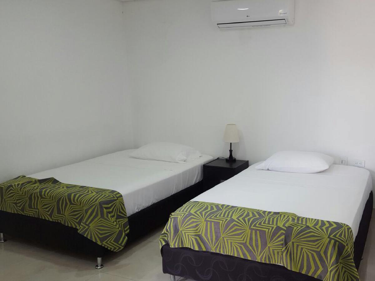 Hotel Septima Avenida เนย์บา ภายนอก รูปภาพ